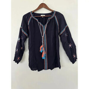 Umgee V-neck Bishop Sleeve Embroidered Top